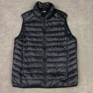 Uniqlo Puffer Vest Men's Large Black Ultra Light Down Packable Full Zip Travel